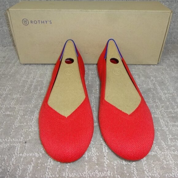 Rothys The Flat Women's Size 8.5 US Red Ruby Round Toe Slip on Flats Shoes - Picture 2 of 11